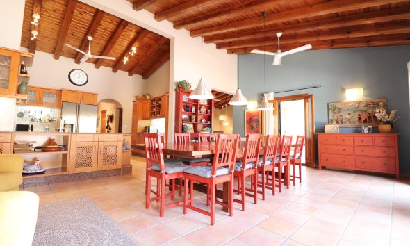 Resale - Farm Estate / Country Property - Catral - Catral - Country