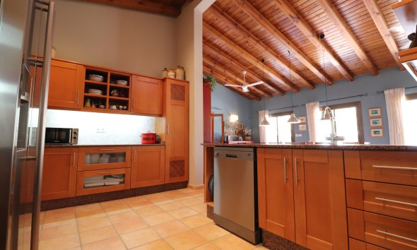 Resale - Farm Estate / Country Property - Catral - Catral - Country
