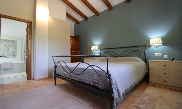 Resale - Farm Estate / Country Property - Catral - Catral - Country