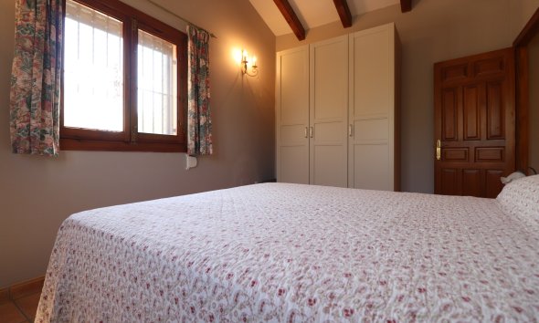Resale - Farm Estate / Country Property - Catral - Catral - Country