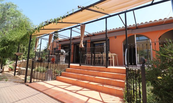 Resale - Farm Estate / Country Property - Catral - Catral - Country