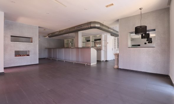 Reventa - Local Comercial - Ciudad Quesada - La Marquesa