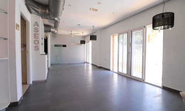 Reventa - Local Comercial - Ciudad Quesada - La Marquesa