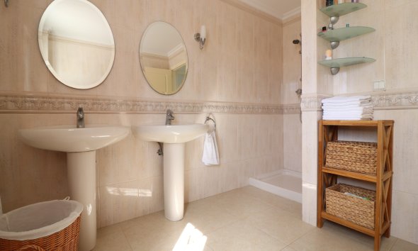 Resale - Villa - Algorfa - Lomas de La Juliana