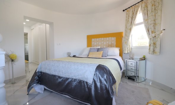 Resale - Villa - Algorfa - Lomas de La Juliana