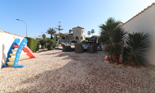 Resale - Villa - Algorfa - Lomas de La Juliana