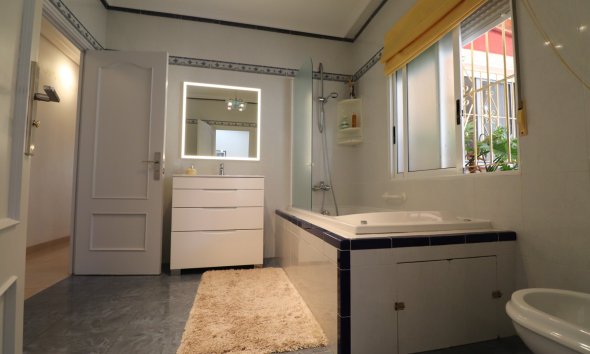 Resale - Villa - Algorfa - Lomas de La Juliana