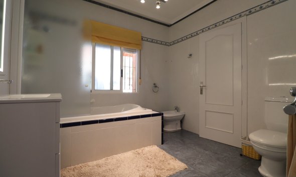 Resale - Villa - Algorfa - Lomas de La Juliana