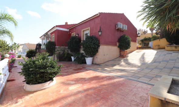 Resale - Villa - Algorfa - Lomas de La Juliana