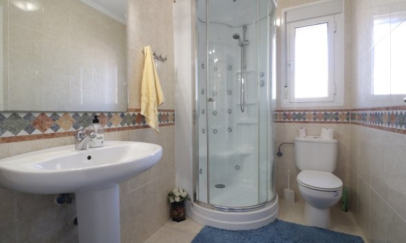 Resale - Villa - Benijofar - Monte Azul