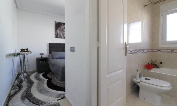 Resale - Villa - Benijofar - Monte Azul