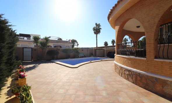 Resale - Villa - Benijofar - Monte Azul