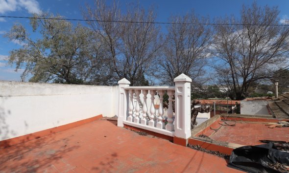 Resale - Villa - Heredades - Heredades - Village