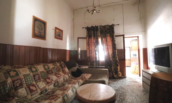 Resale - Villa - Heredades - Heredades - Village