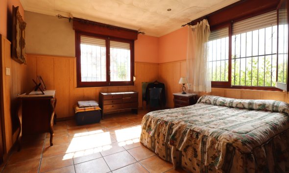 Resale - Villa - Heredades - Heredades - Village