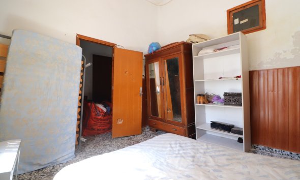 Resale - Villa - Heredades - Heredades - Village