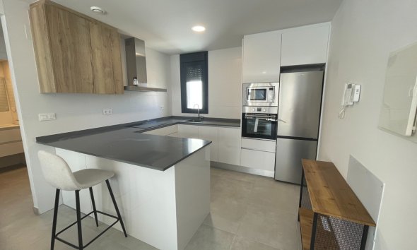 Resale - Apartment - Orihuela Costa - Villamartín