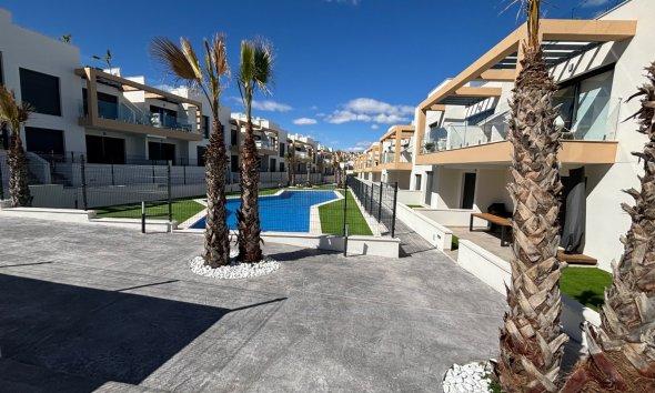 Resale - Apartment - Orihuela Costa - Villamartín