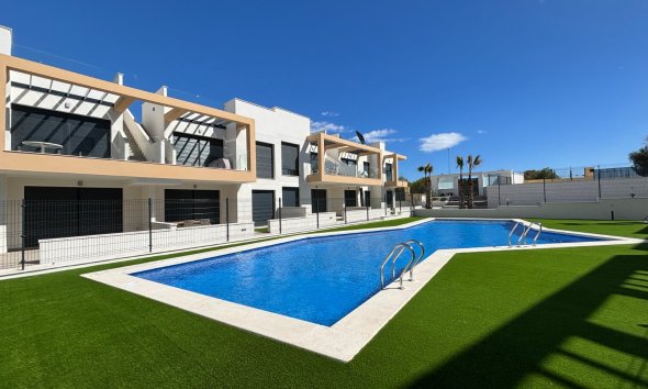 Resale - Apartment - Orihuela Costa - Villamartín