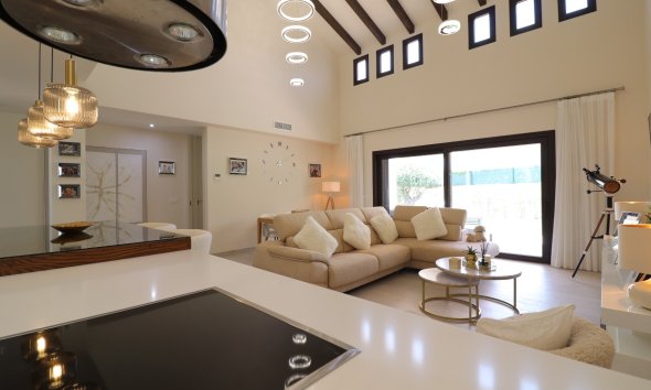 Resale - Villa - Algorfa - La Finca Golf Resort