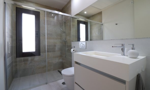Resale - Villa - Algorfa - La Finca Golf Resort
