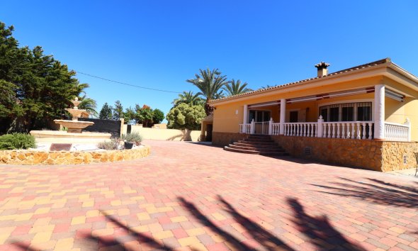 Resale - Farm Estate / Country Property - Catral - Catral - Country