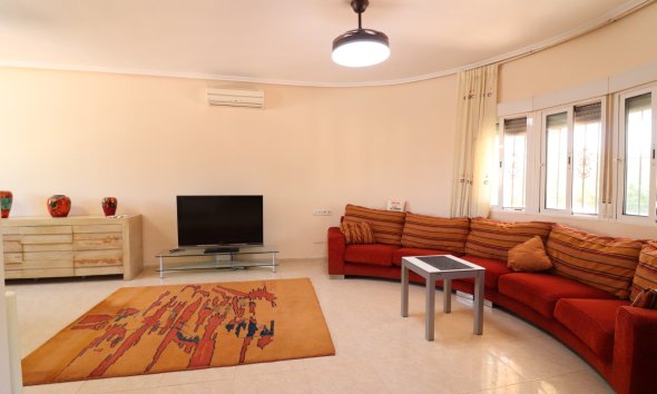 Resale - Farm Estate / Country Property - Catral - Catral - Country