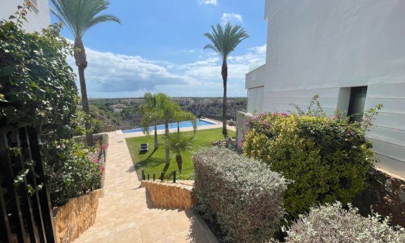 Resale - Duplex / Two-storey apartment - Orihuela Costa - Las Ramblas