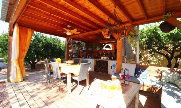Resale - Farm Estate / Country Property - Orihuela - La Campaneta