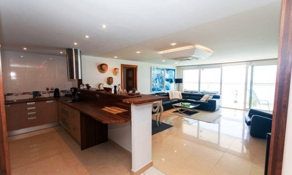 Resale - Apartment - Torrevieja - Playa Del Cura