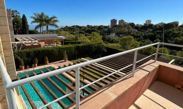 Resale - Villa - Orihuela Costa - Dehesa de Campoamor