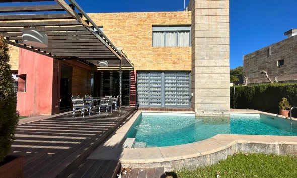 Resale - Villa - Orihuela Costa - Dehesa de Campoamor