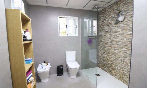 Resale - Villa - Almoradí - El Saladar