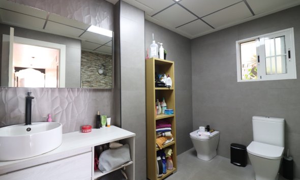 Resale - Villa - Almoradí - El Saladar
