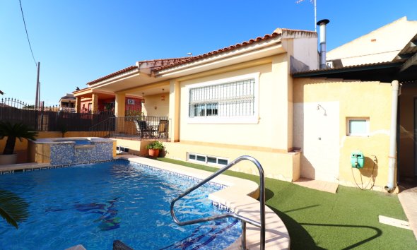 Resale - Villa - Almoradí - El Saladar