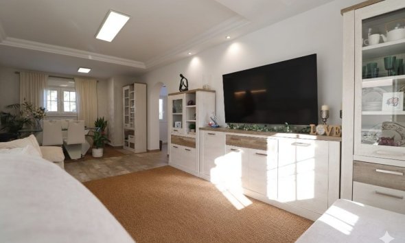 Resale - Villa - Orihuela Costa - Villamartín