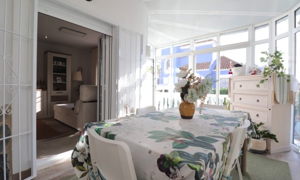 Resale - Villa - Orihuela Costa - Villamartín