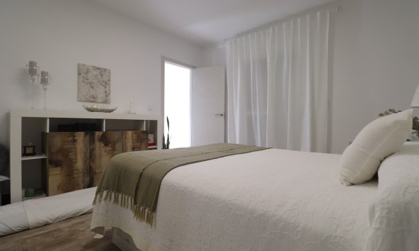 Resale - Villa - Orihuela Costa - Villamartín