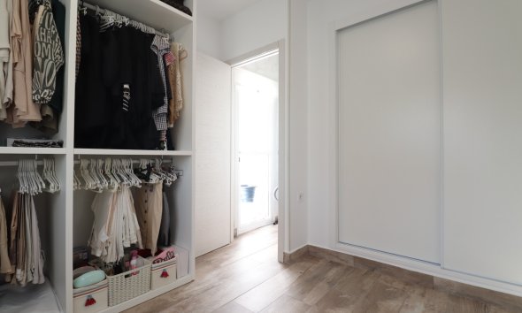 Resale - Villa - Orihuela Costa - Villamartín