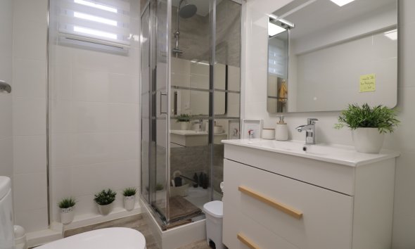Resale - Villa - Orihuela Costa - Villamartín
