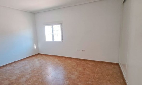 Resale - Farm Estate / Country Property - Catral - Catral - Country