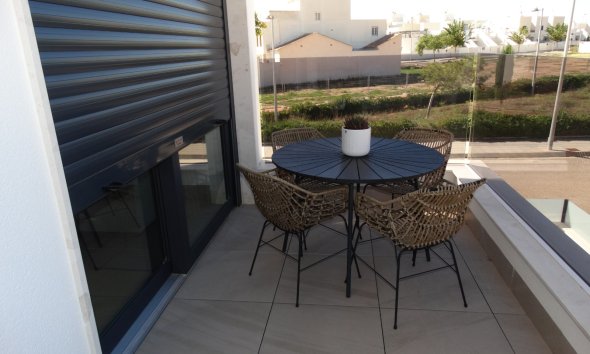 Resale - Apartment - Pilar de la Horadada - Pilar de La Horadada - Town