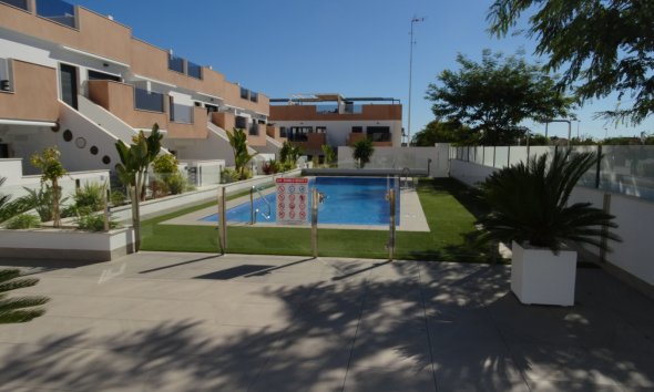 Resale - Apartment - Pilar de la Horadada - Pilar de La Horadada - Town