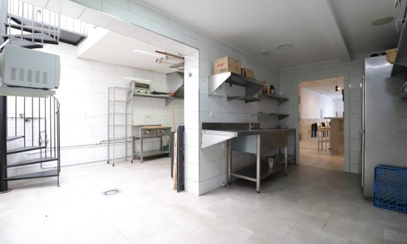 Resale - Commercial premises / Commercial unit / Retail space - Benijofar - Benijofar - Village