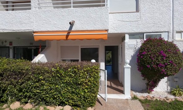 Resale - Apartment - Orihuela Costa - Villamartín