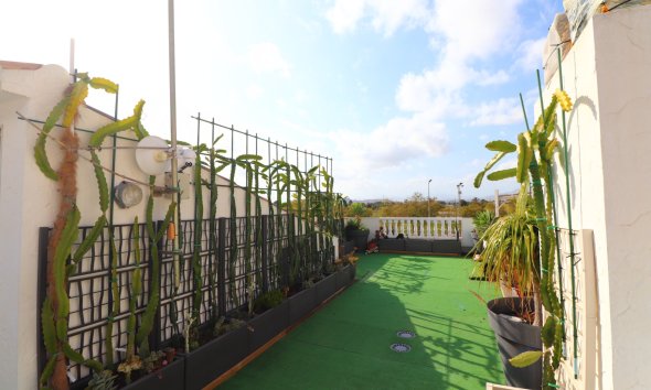 Resale - Terraced house / Townhouse - Redovan - Redovan - Town
