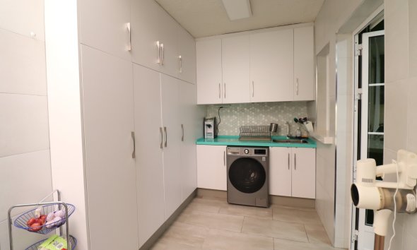 Resale - Terraced house / Townhouse - Redovan - Redovan - Town