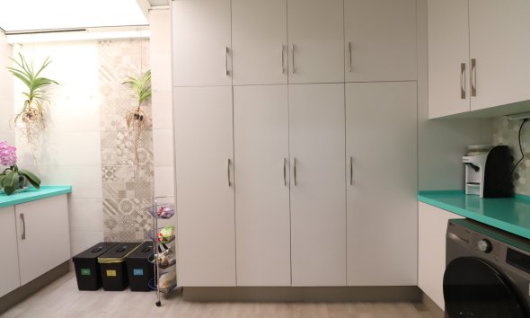 Resale - Terraced house / Townhouse - Redovan - Redovan - Town