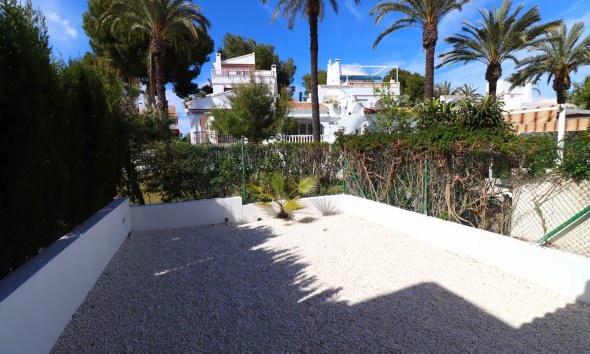 Resale - Bungalow - Orihuela Costa - Villamartín