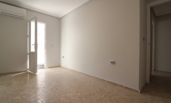 Resale - Apartment - Torrevieja - Torre La Mata